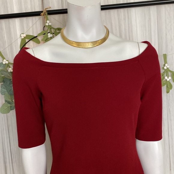 Rinascimento sheath dress scuba crepe, stretchy, 1/4 sleeves body contour Size S - Picture 4 of 15